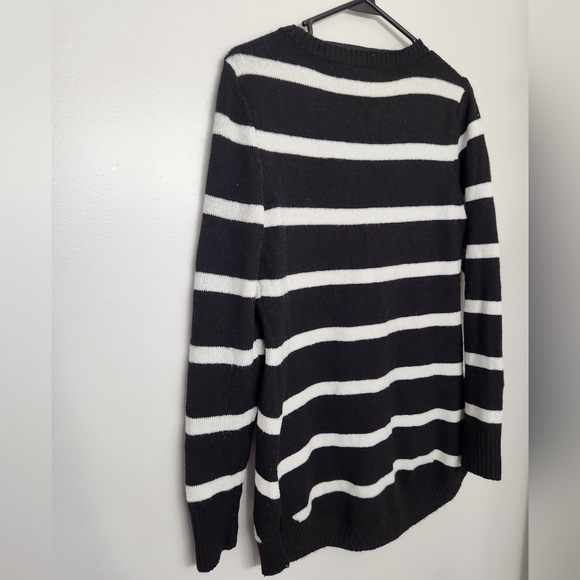 Free For All Tunic Striped Sweater Medium - Picture 7 of 11